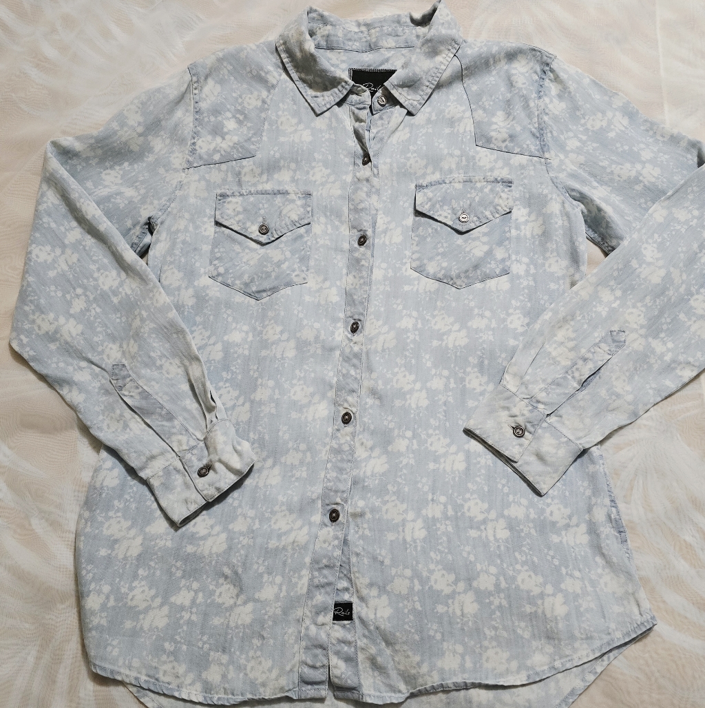 Rails Blue White Long Sleeve Button Down Chambray Shirt